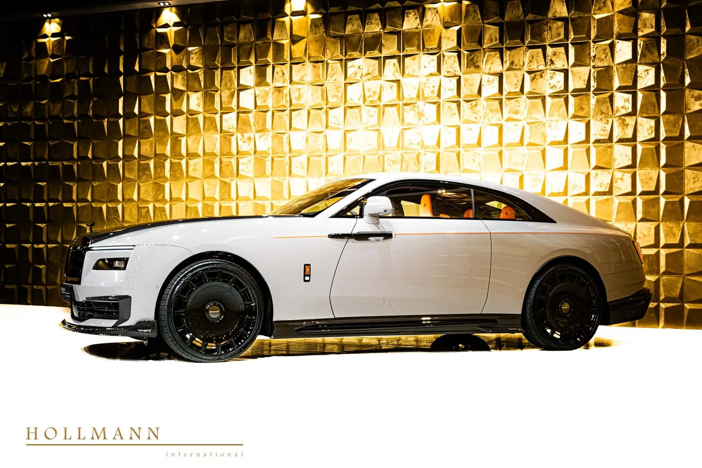 Rolls-Royce Spectre proposée par un concessionnaire spécialisé à Stuhr, Allemagne, photo 7 sur 8