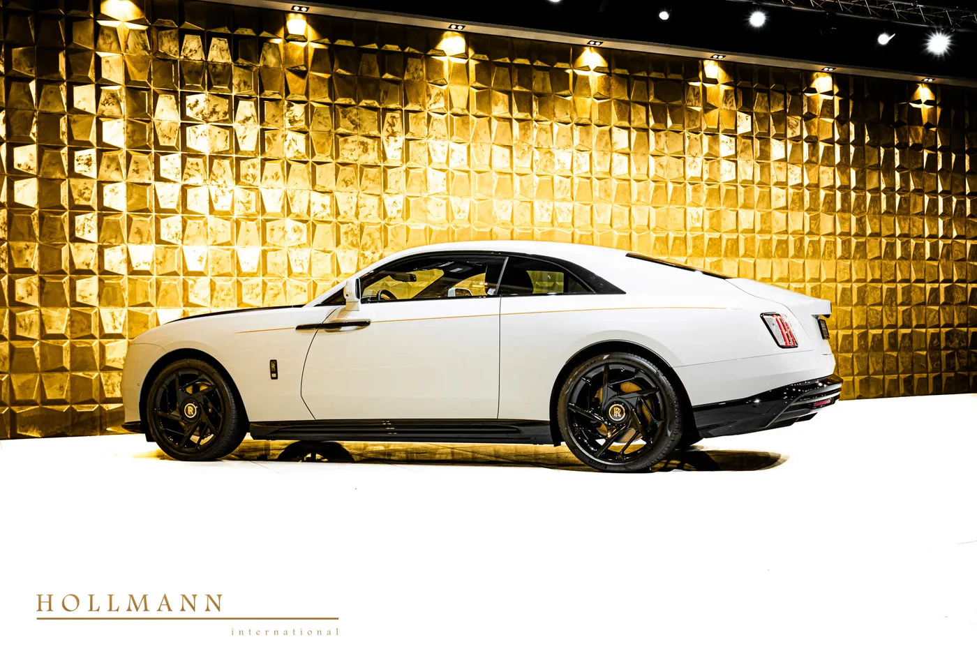 Rolls-Royce Spectre Black Badge angeboten von einem Fachhändler in Stuhr, Deutschland, Foto 8 von 8