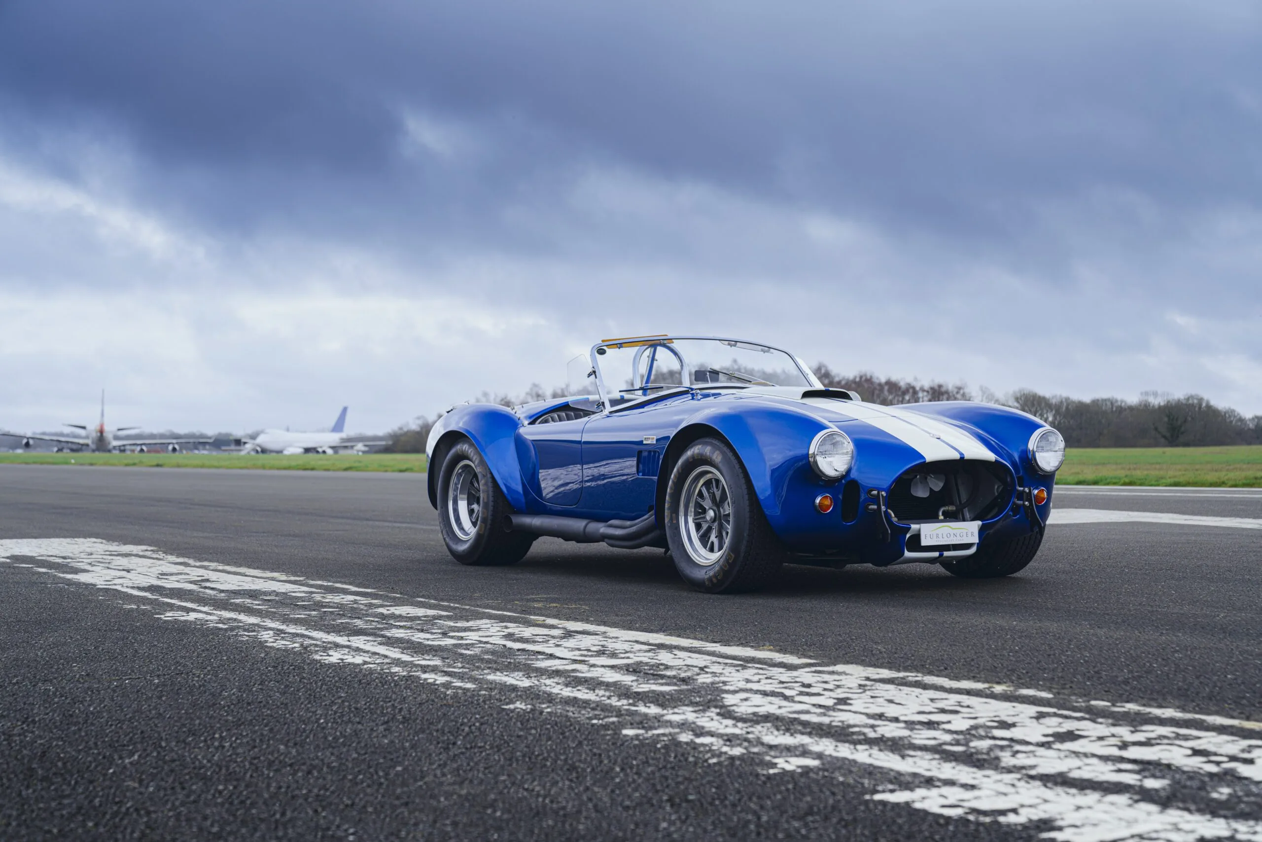 Shelby Cobra 427 S/C Completion proposta da un concessionario specializzato a Ashford, Regno Unito, foto principale