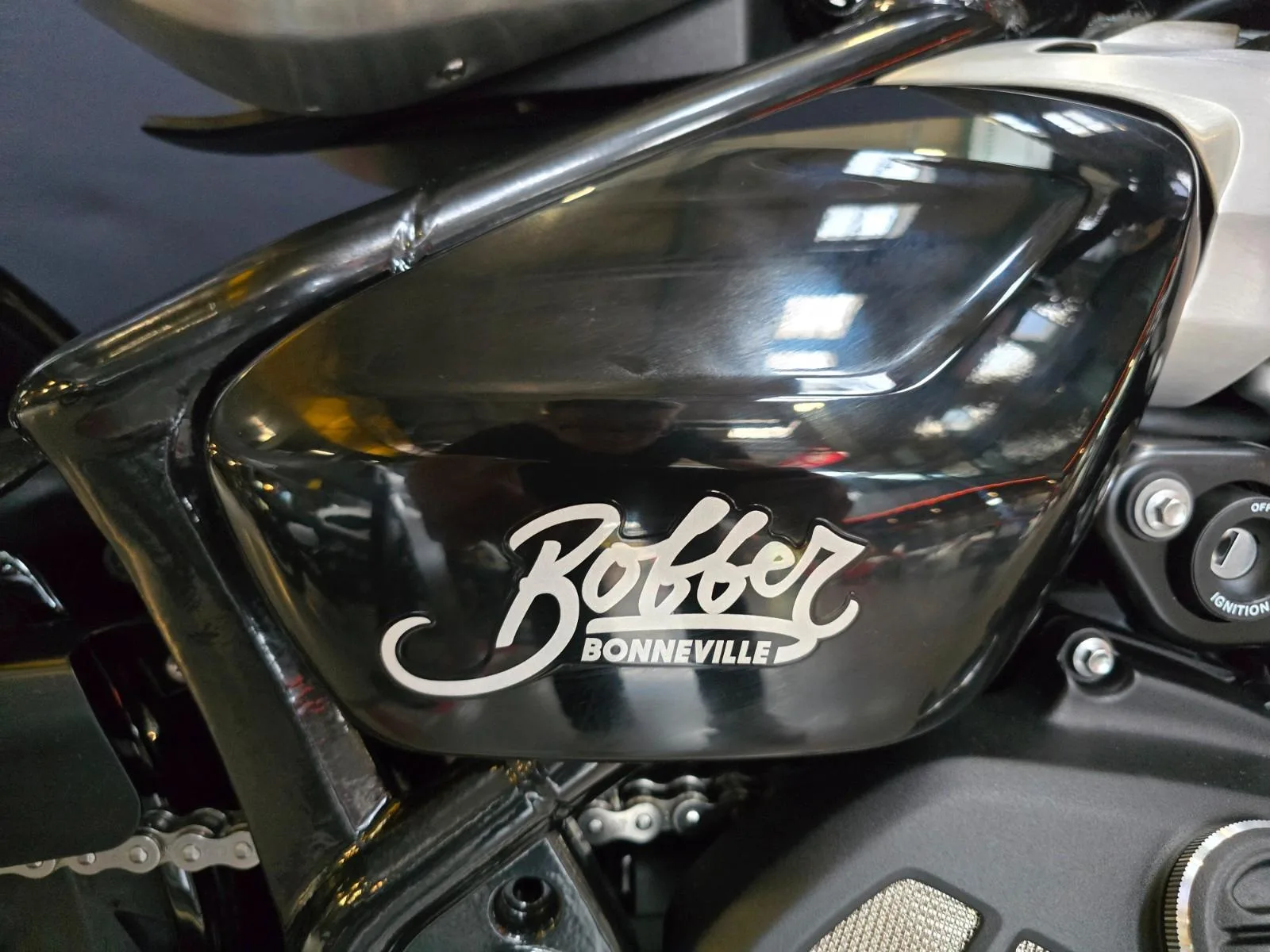 Triumph Bonneville Bobber, 9/12