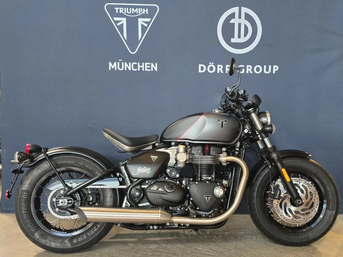 Triumph Bonneville Bobber, 2/9