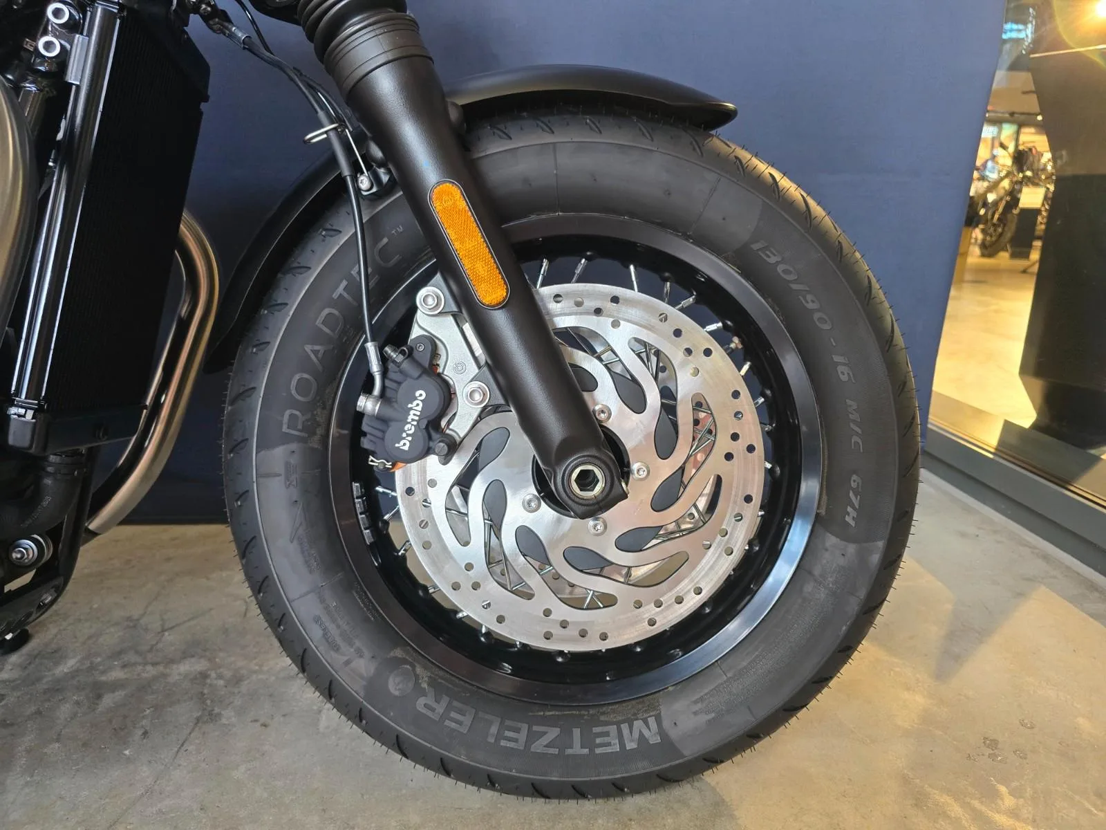Triumph Bonneville Bobber, 9/9