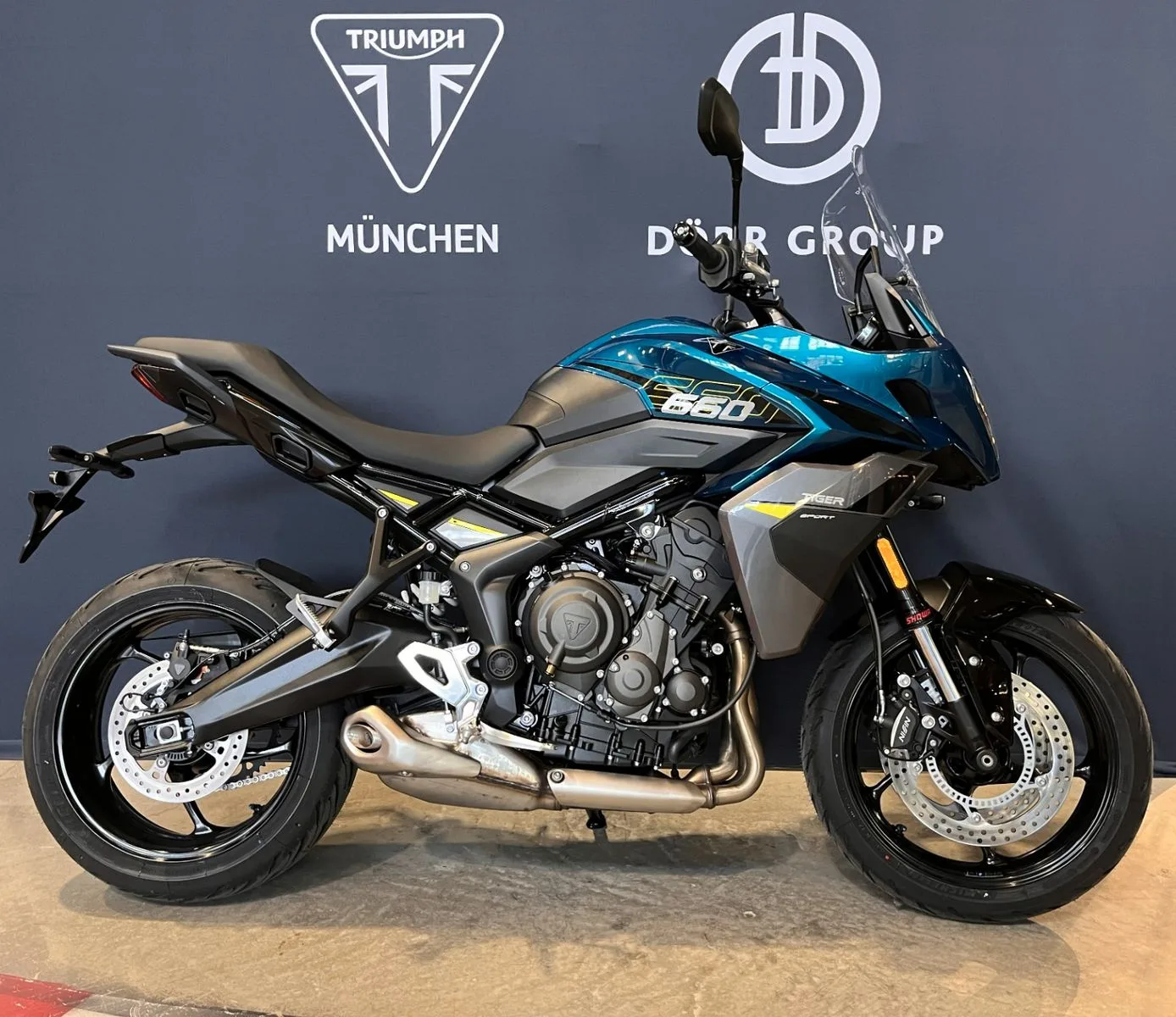 Triumph Tiger Sport 660 proposée par un concessionnaire agréé à Munich, Allemagne, photo principale