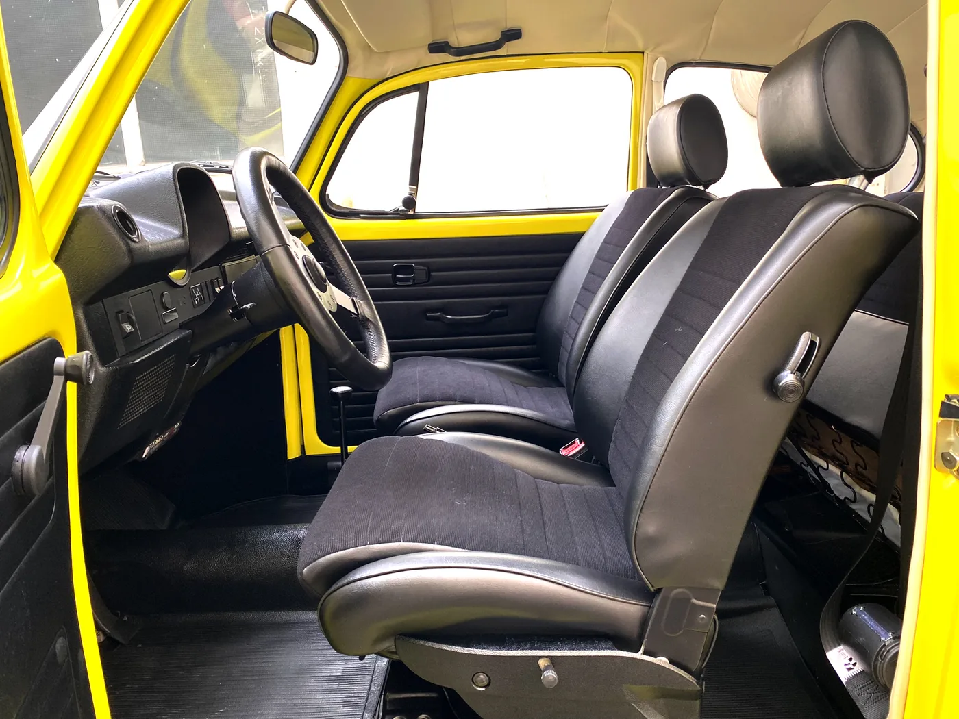 1973 Volkswagen 1303 GSR angeboten von einem Oldtimerspezialisten in Lindau, Deutschland, Foto 9 von 21