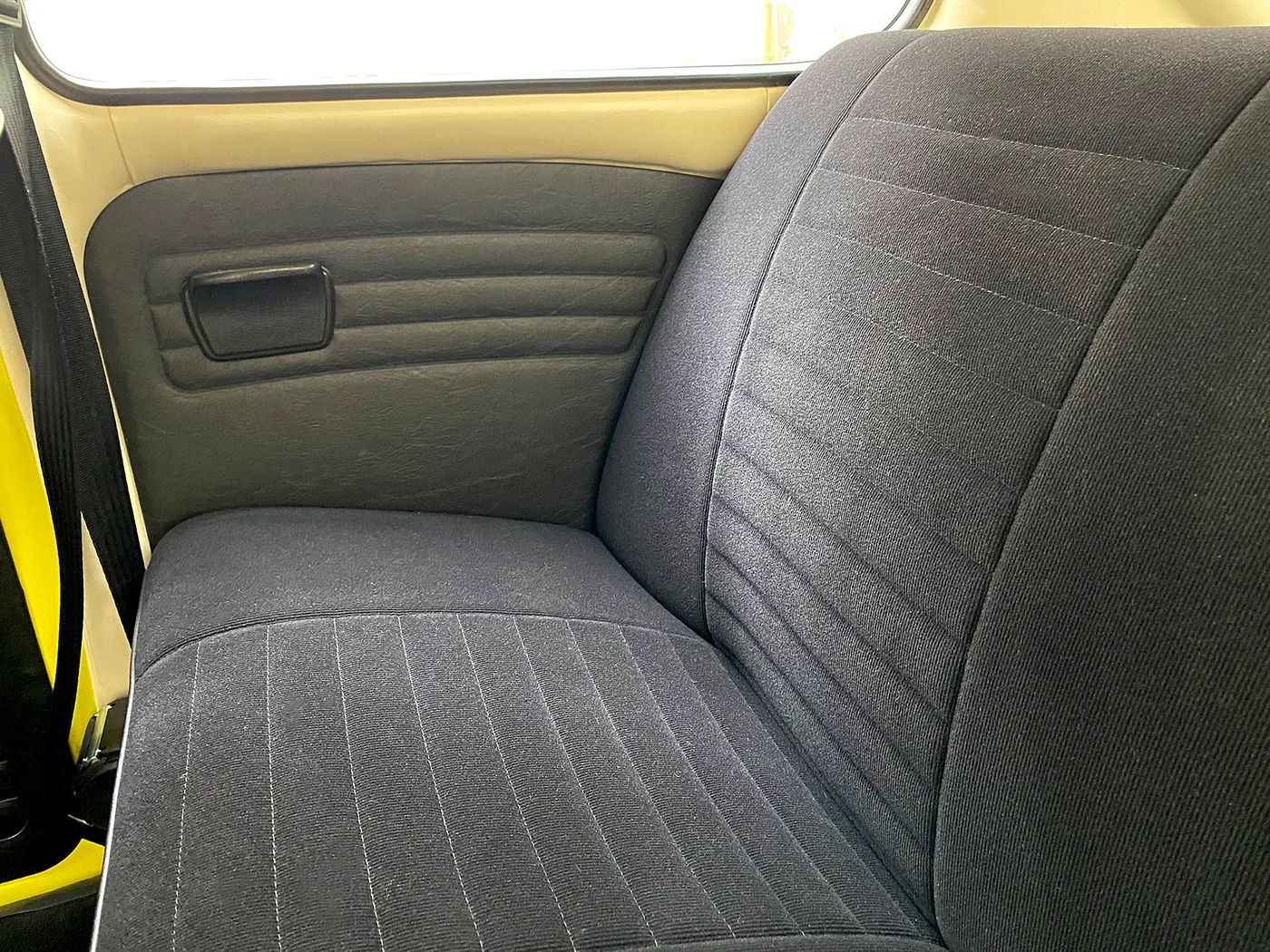 1973 Volkswagen 1303 GSR angeboten von einem Oldtimerspezialisten in Lindau, Deutschland, Foto 16 von 21