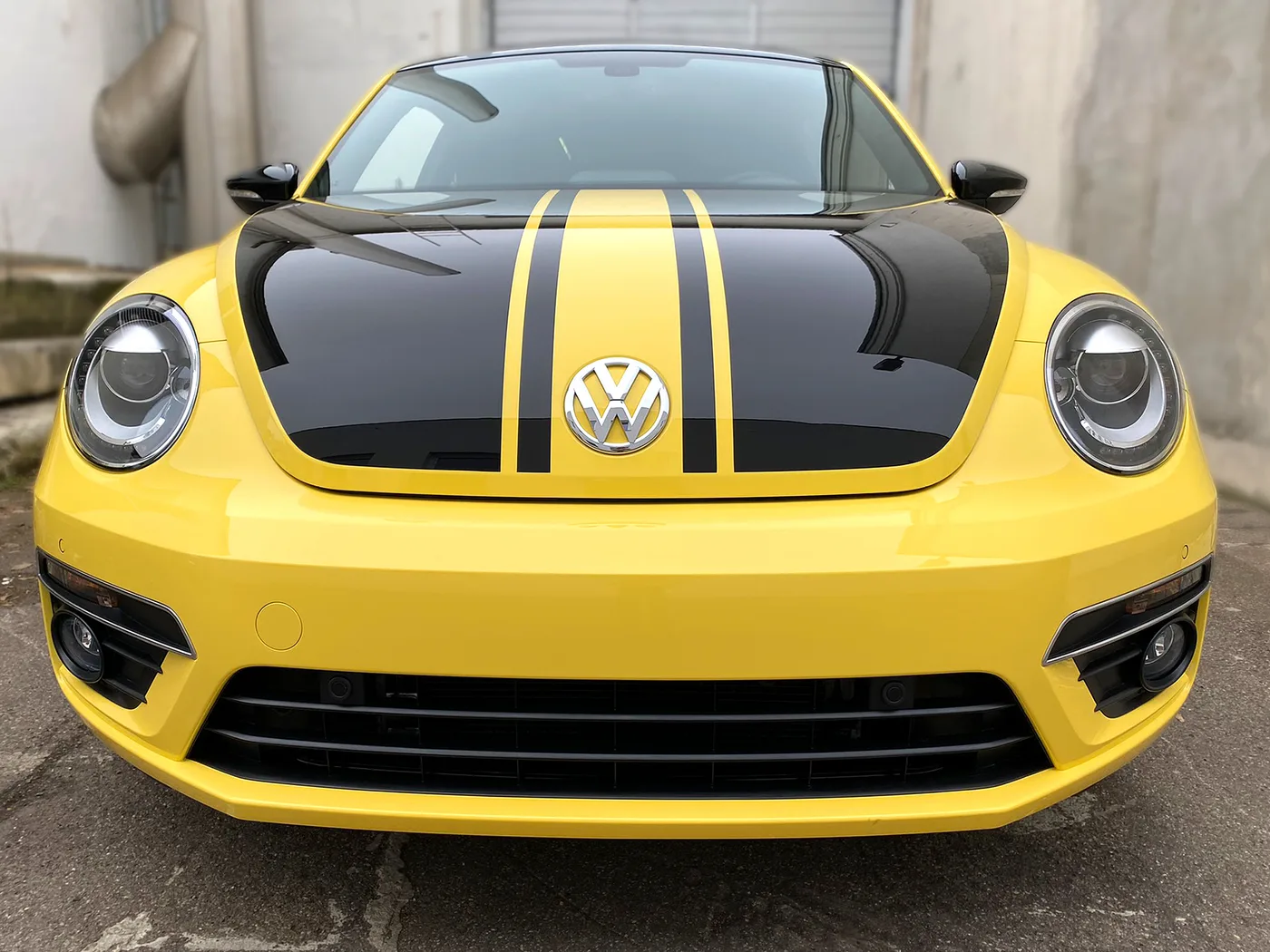 2013 Volkswagen Beetle 2.0 TSi "GSR" proposée par un spécialiste de la voiture de collection à Lindau, Allemagne, photo 2 sur 21