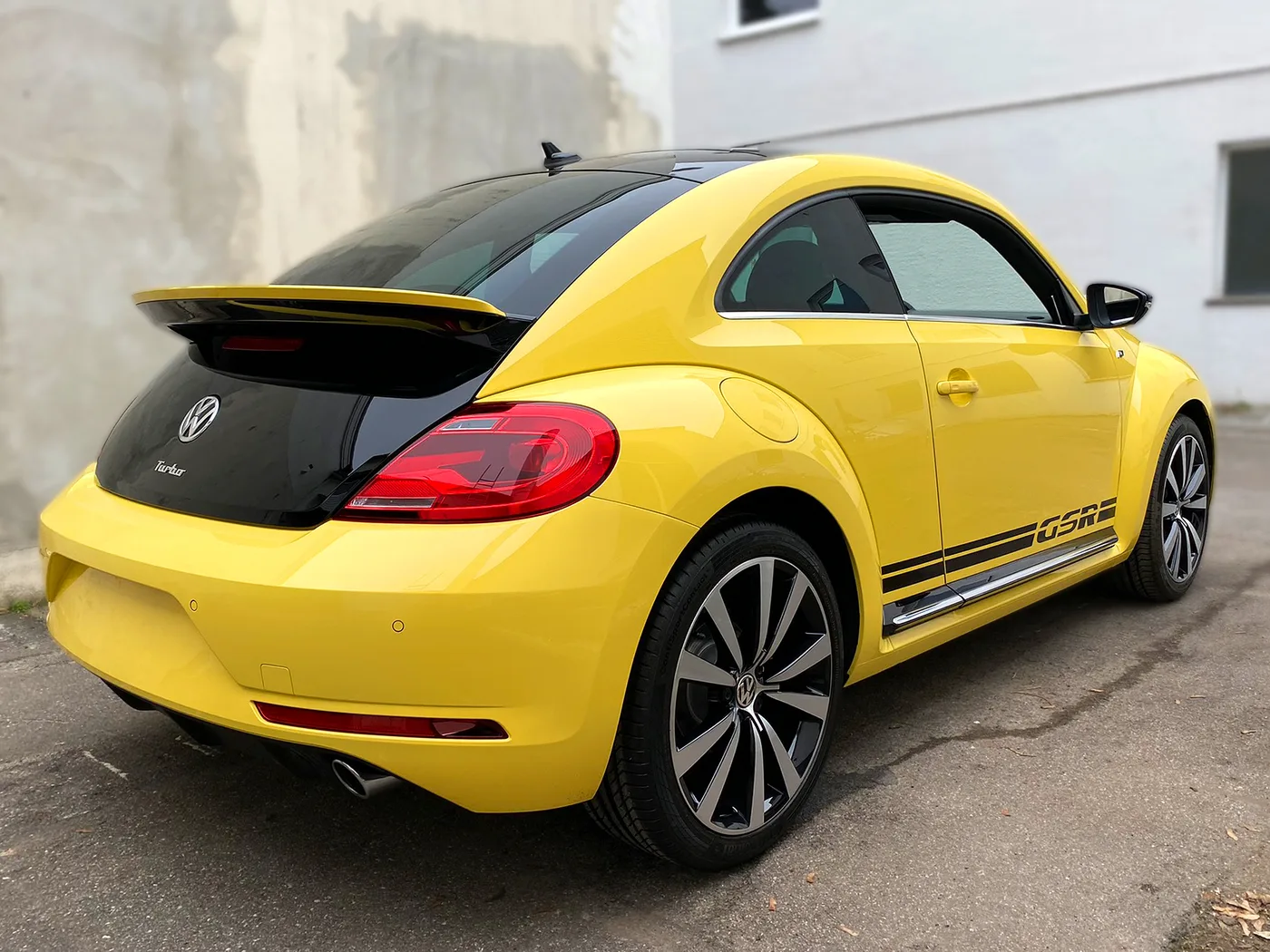 2013 Volkswagen Beetle 2.0 TSi "GSR" proposée par un spécialiste de la voiture de collection à Lindau, Allemagne, photo 3 sur 21