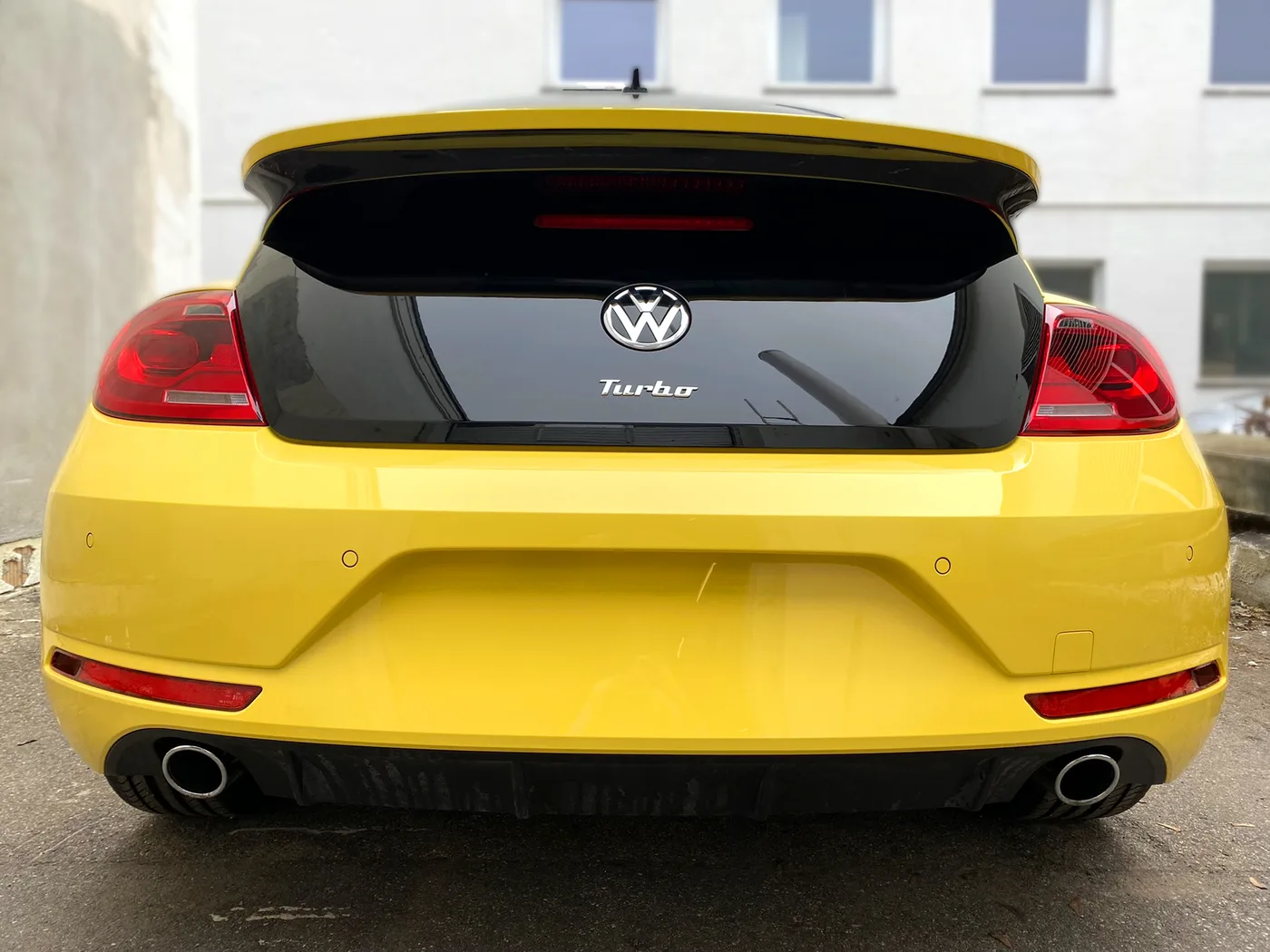2013 Volkswagen Beetle 2.0 TSi "GSR" proposée par un spécialiste de la voiture de collection à Lindau, Allemagne, photo 4 sur 21
