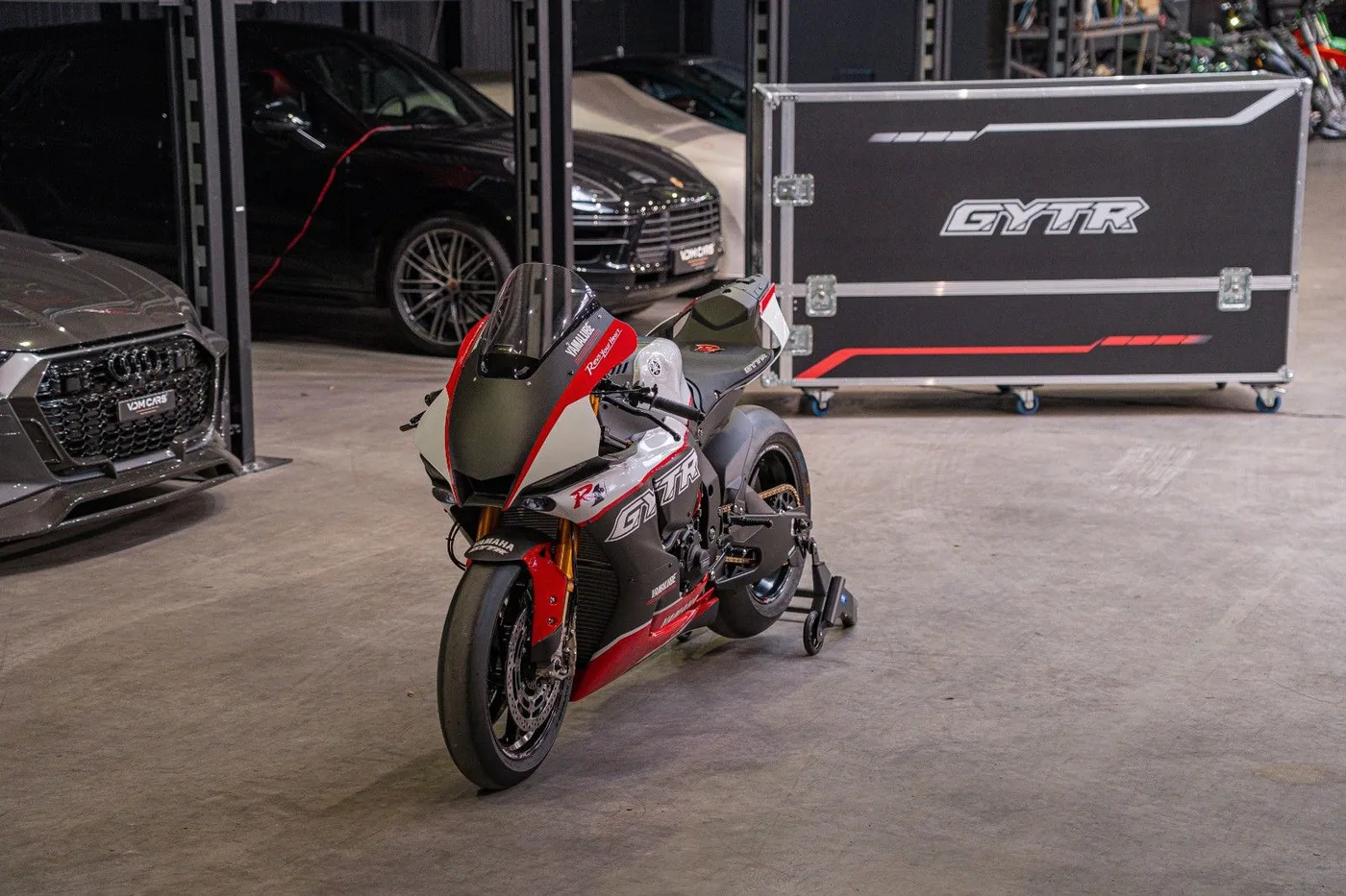 Yamaha YZF-R1 GYTR Pro offered by a luxury motorcycle dealer in Gronau, Germany, photo 3 of 25