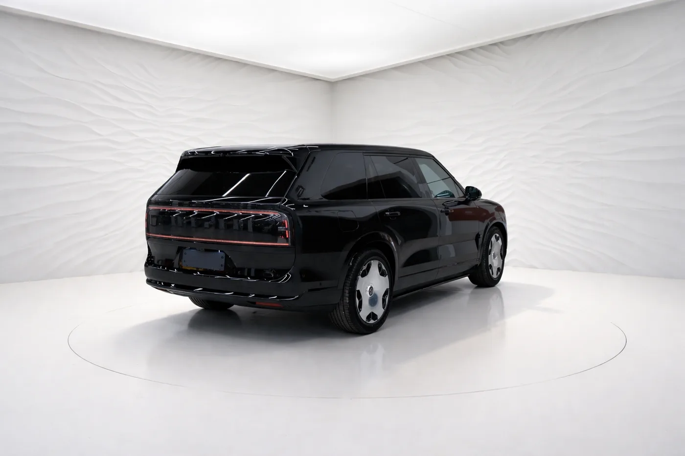 Zeekr 9X Ultra, 70 kWh offered by a specialist dealer in Sengenthal, Germany, photo 3 of 10