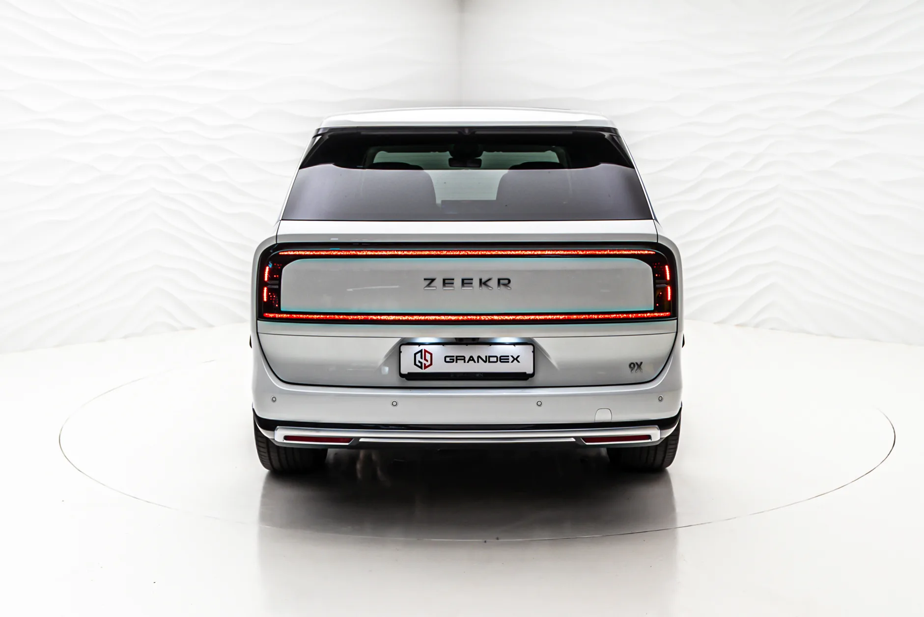 Zeekr 9X Ultra, 70 kWh, 5/30