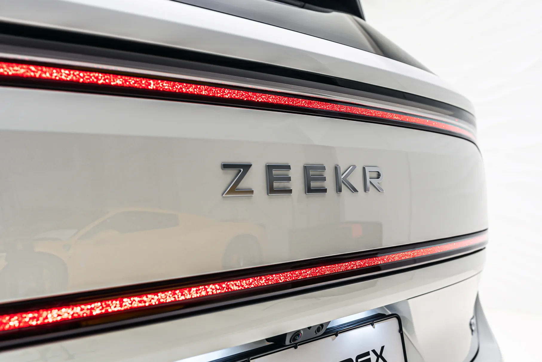 Zeekr 9X Ultra, 70 kWh, 15/30
