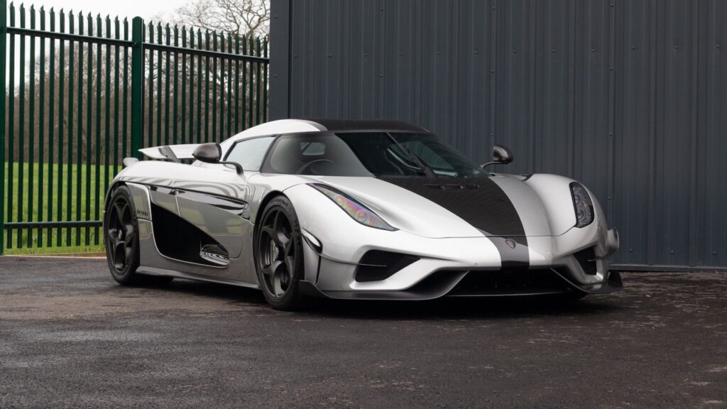 Koenigsegg Regera for sale - Luxury Car Broker - LUSSO