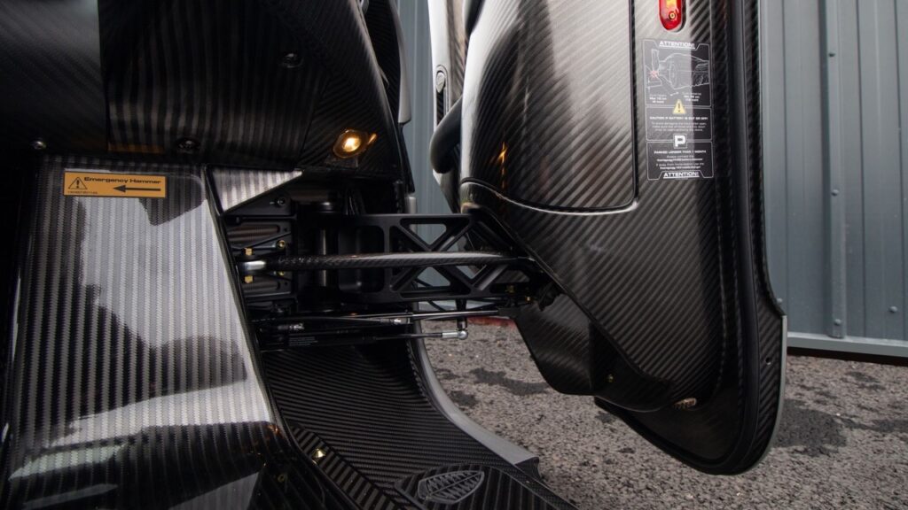 Koenigsegg Regera for sale - Luxury Car Broker - LUSSO