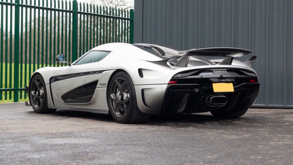 Koenigsegg Regera for sale - Luxury Car Broker - LUSSO