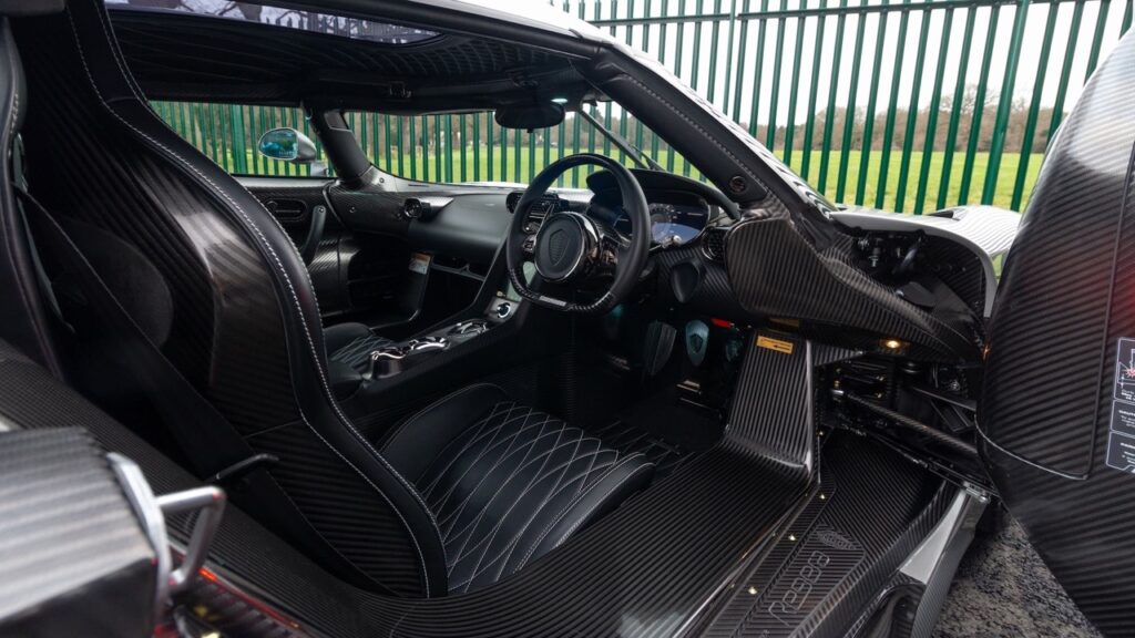 Koenigsegg Regera for sale - Luxury Car Broker - LUSSO