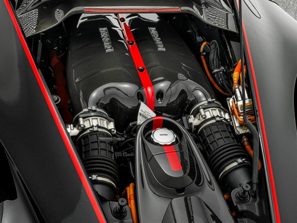 Ferrari LaFerrari Aperta for sale - Luxury car Broker - LUSSO