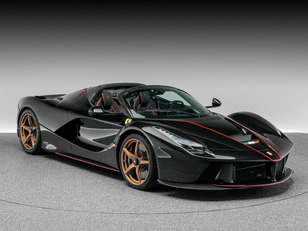 Ferrari LaFerrari Aperta for sale - Luxury car Broker - LUSSO