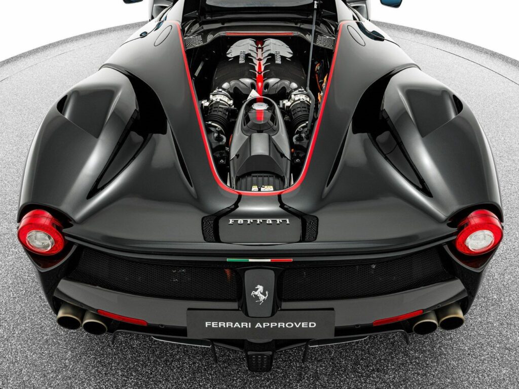 Ferrari LaFerrari Aperta for sale - Luxury car Broker - LUSSO
