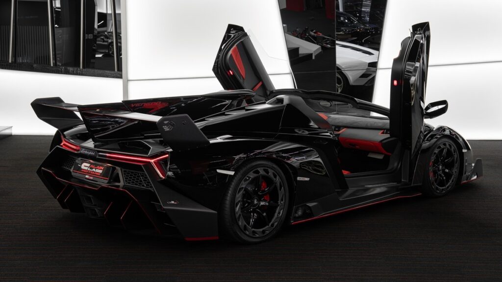 Lamborghini Veneno Roadster for sale - Luxury Car Broker - LUSSO
