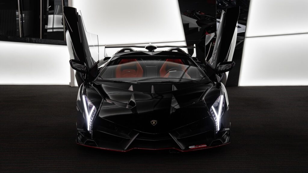 Lamborghini Veneno Roadster for sale - Luxury Car Broker - LUSSO