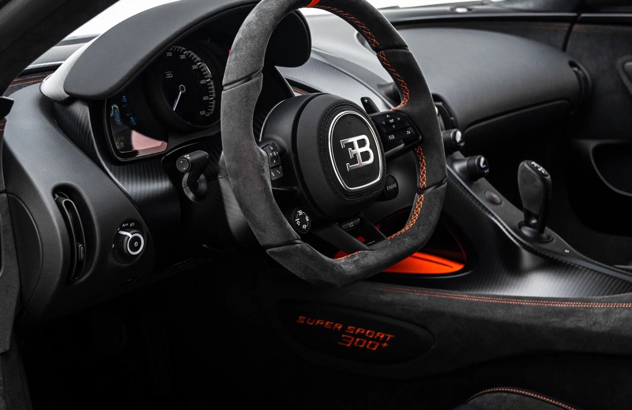 Bugatti Chiron Super Sport 300+ for sale - Luxury car Broker - LUSSO, the best luxury car broker in the world