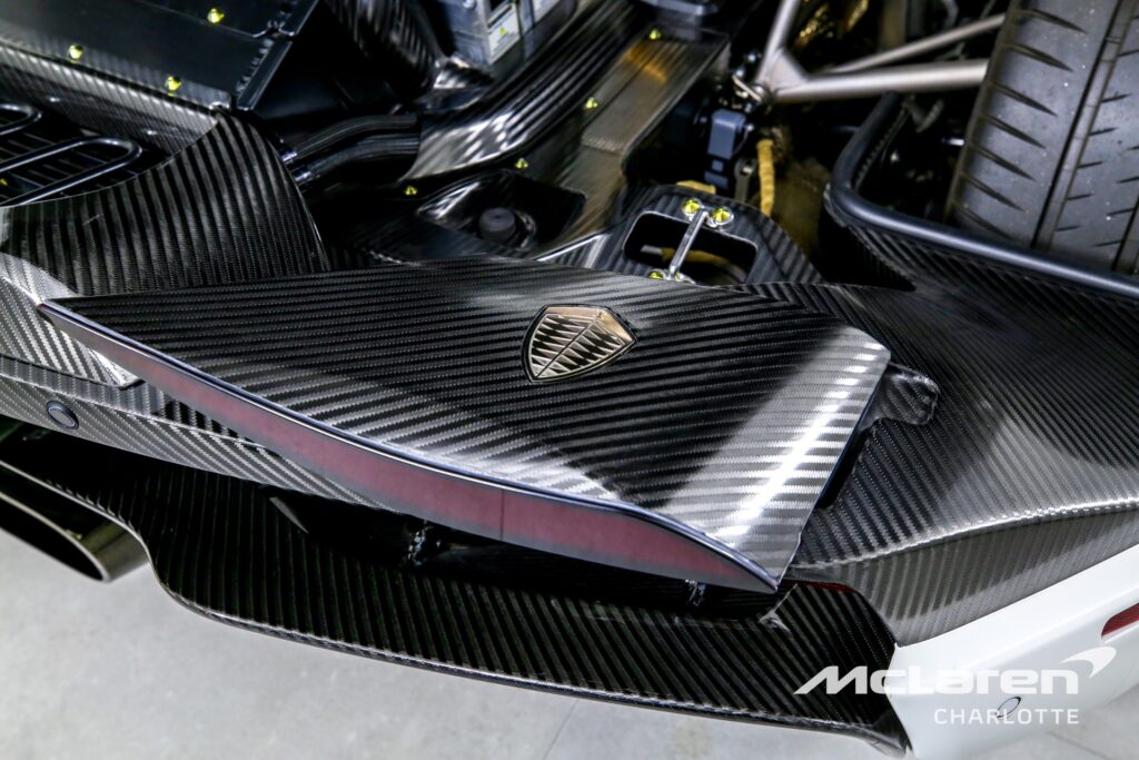 Koenigsegg Regera For Sale - LUSSO - Luxury Car Broker, The best Luxury car Broker in the world