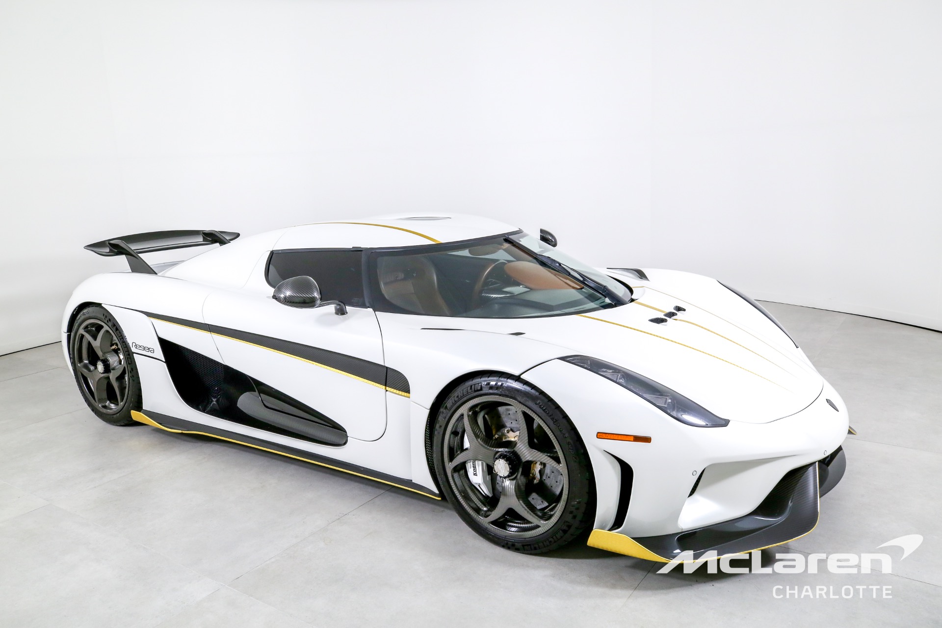 Koenigsegg Regera For Sale - LUSSO - Luxury Car Broker, The best Luxury car Broker in the world