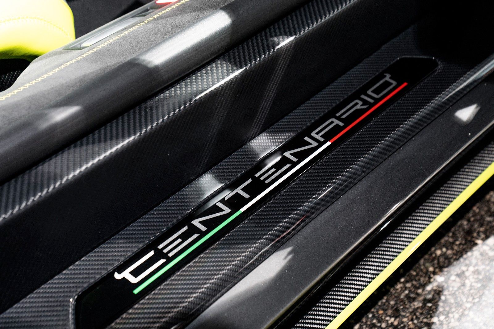 Lamborghini Centenario Roadster – For Sale - LUSSO - Luxury Car Broker