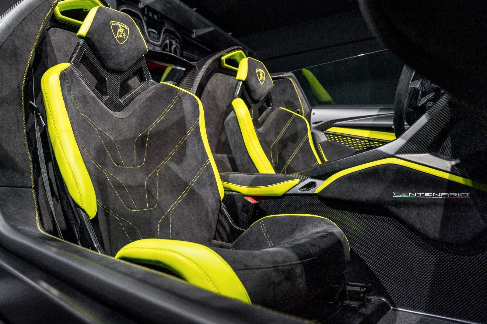 Lamborghini Centenario Roadster – For Sale - LUSSO - Luxury Car Broker