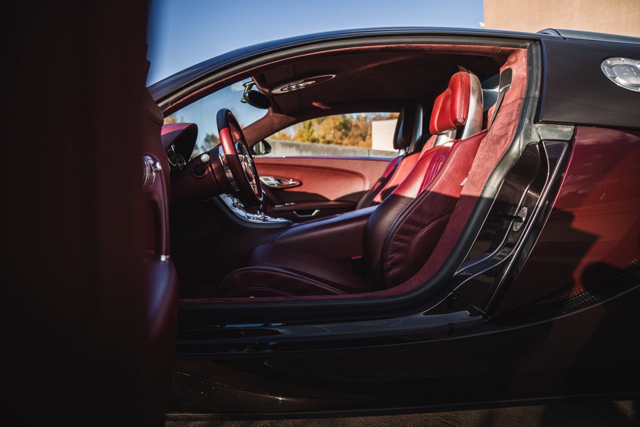 Bugatti Veyron for sale - LUSSO - Luxury car broker