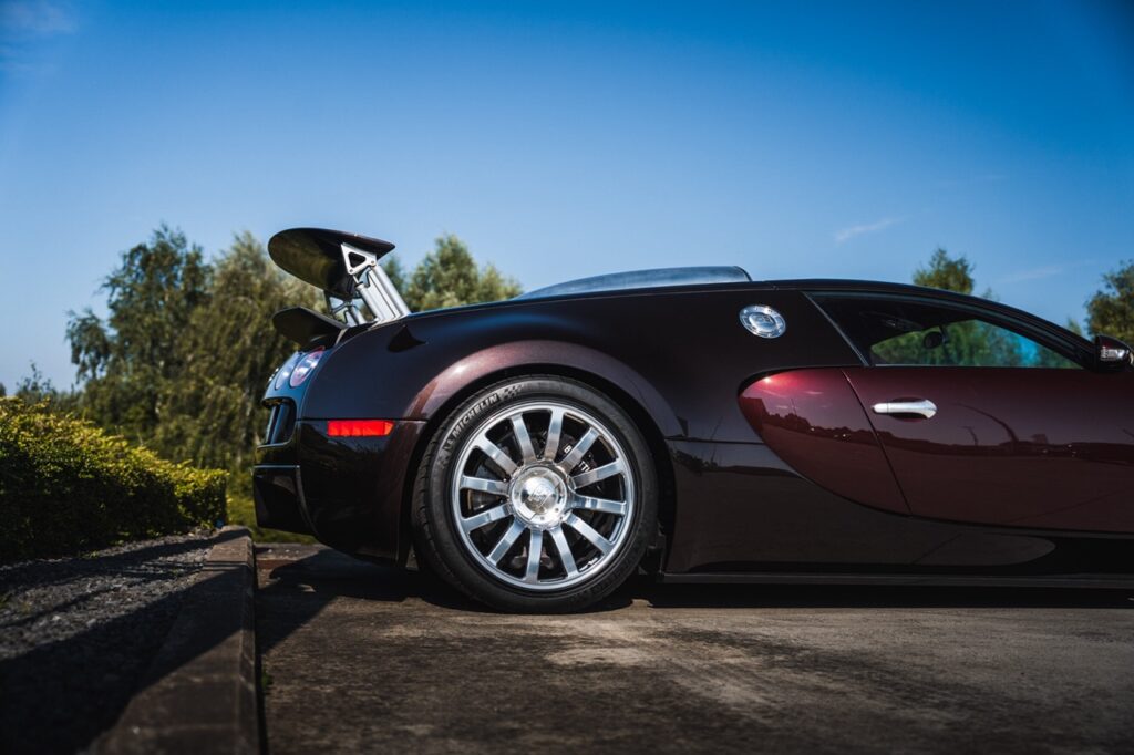 Bugatti Veyron for sale - LUSSO - Luxury car broker