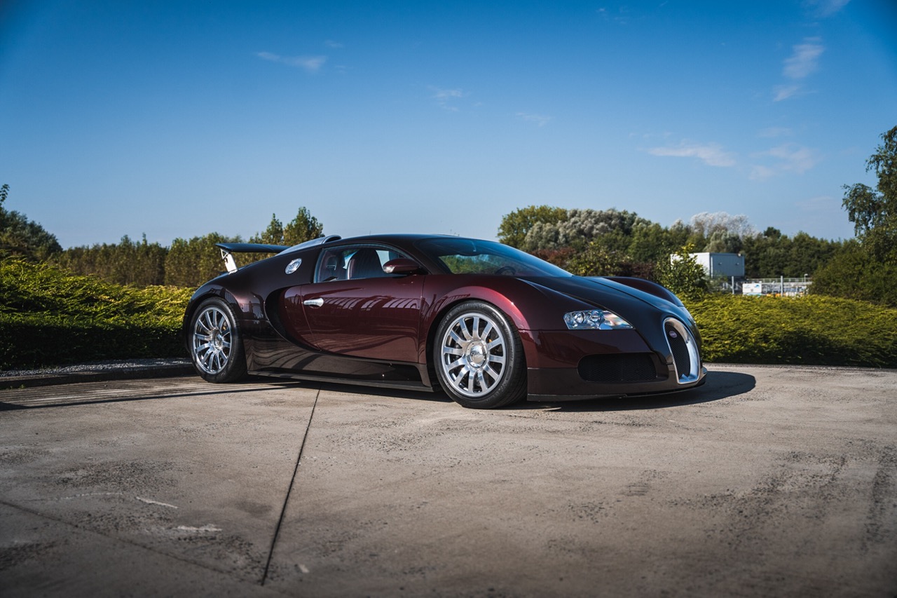 Bugatti Veyron for sale - LUSSO - Luxury car broker
