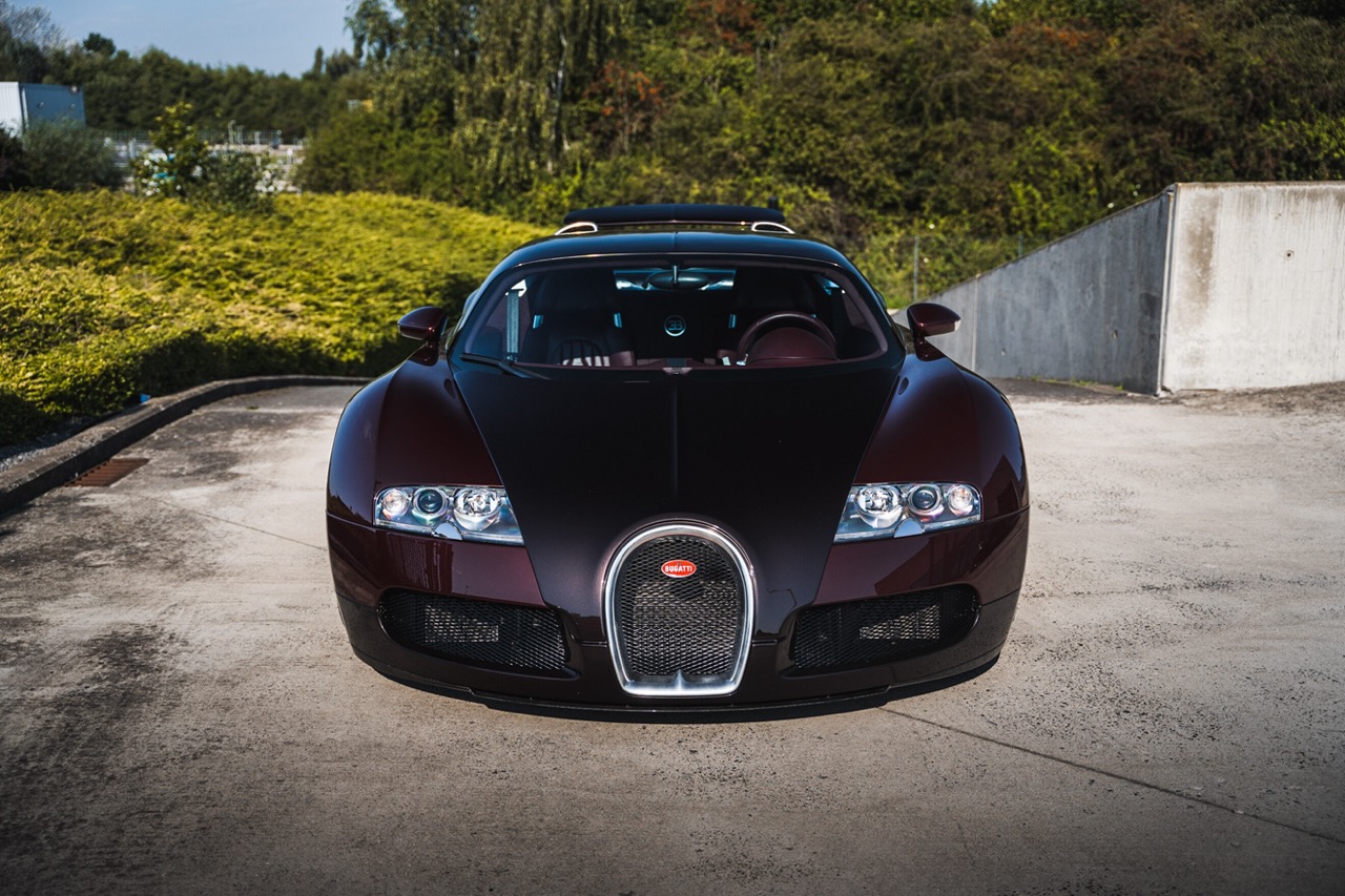 Bugatti Veyron for sale - LUSSO - Luxury car broker