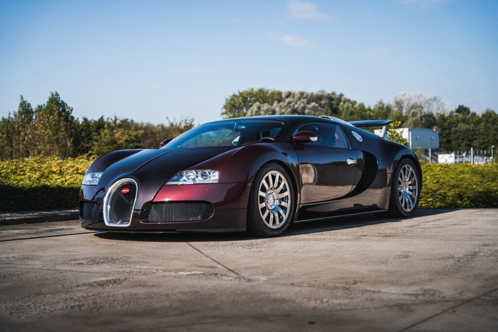 Bugatti Veyron for sale - LUSSO - Luxury car broker