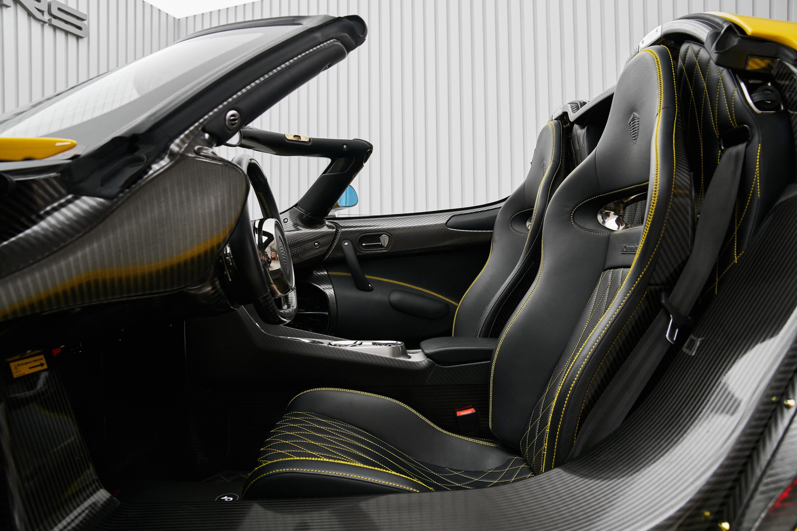 Koenigsegg Regera for sale - LUSSO - Your International car broker