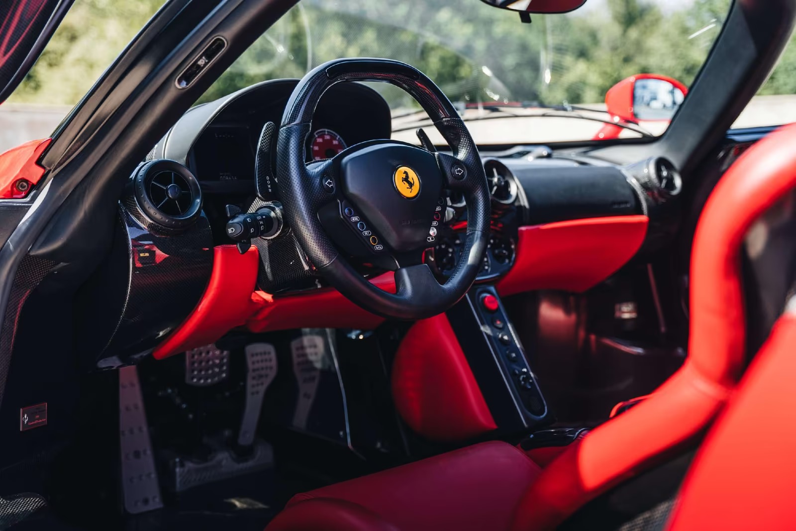 Ferrari Enzo for sale - LUSSO