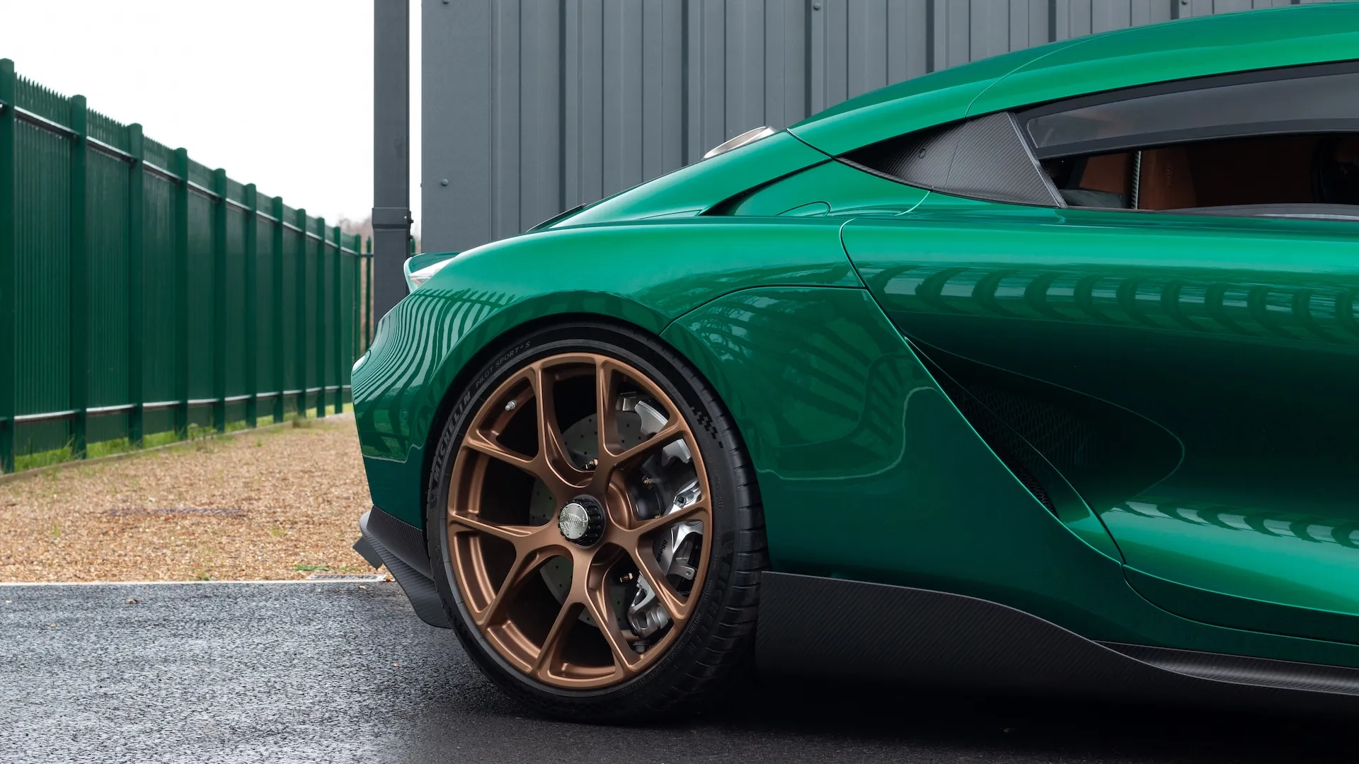 Koenigsegg Gemera for sale - LUSSO, Luxury Car Broker