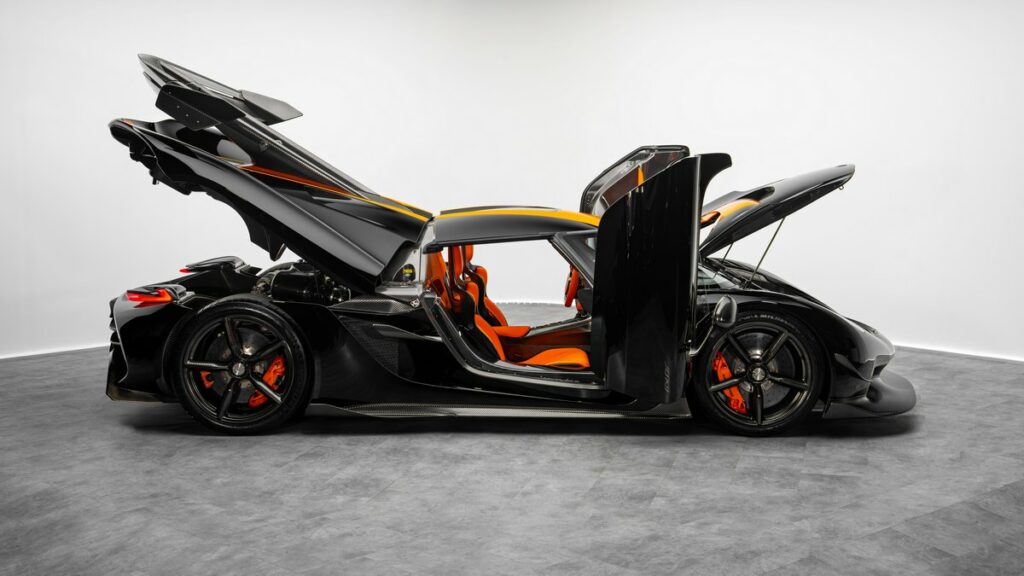 Koenigsegg Jesko Attack for sale - LUSSO