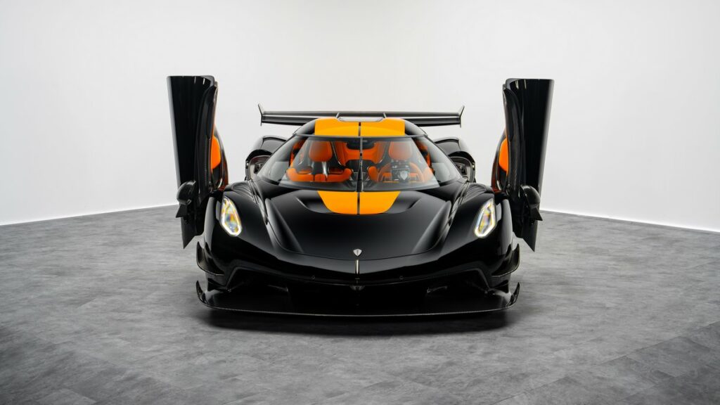 Koenigsegg Jesko Attack for sale - LUSSO