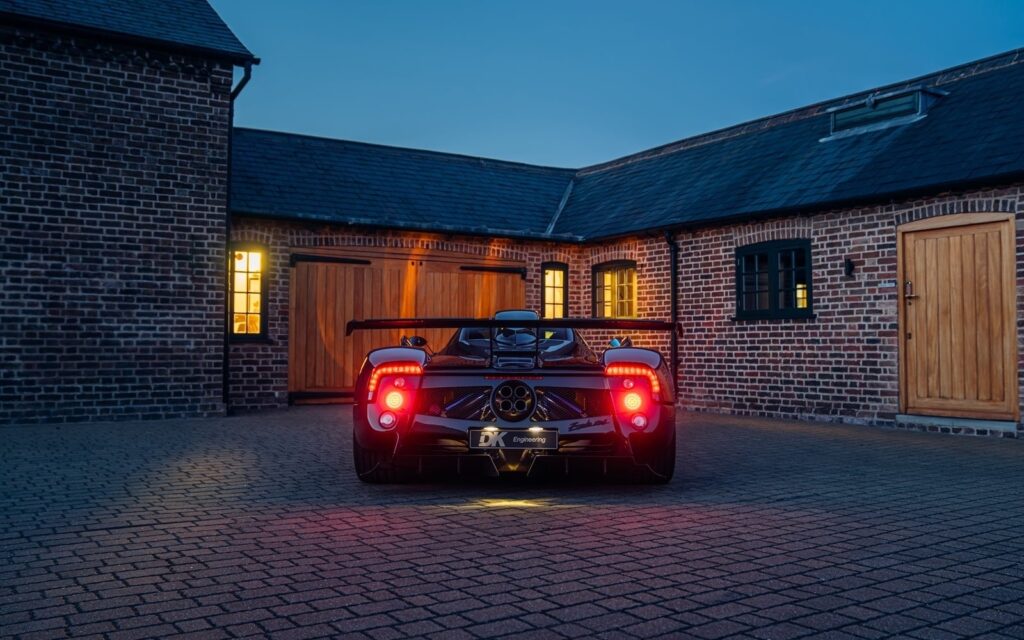Pagani Zonda 760 ‘Attack’ for sale - LUSSO