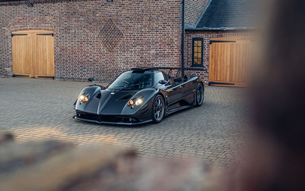 Pagani Zonda 760 ‘Attack’ for sale - LUSSO