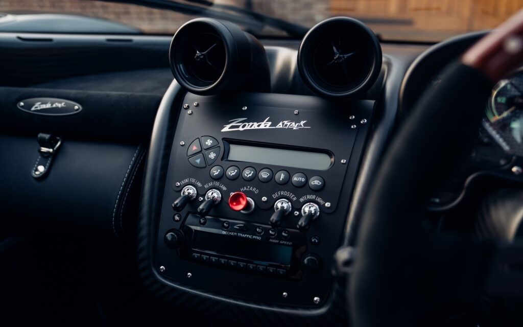 Pagani Zonda 760 ‘Attack’ for sale - LUSSO