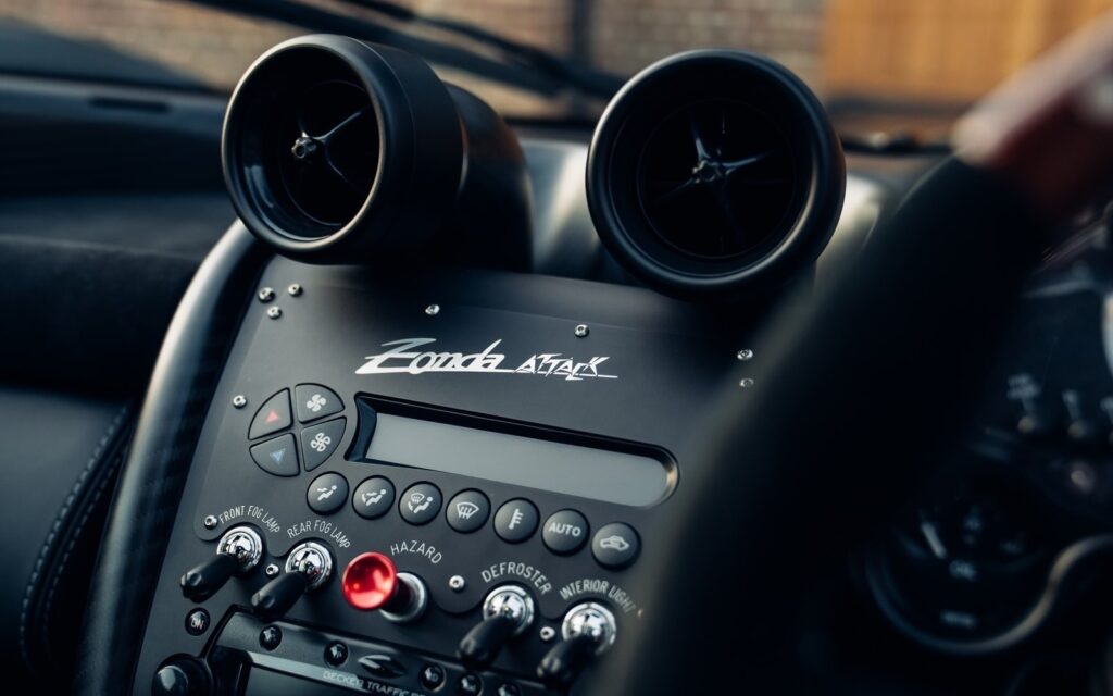 Pagani Zonda 760 ‘Attack’ for sale - LUSSO