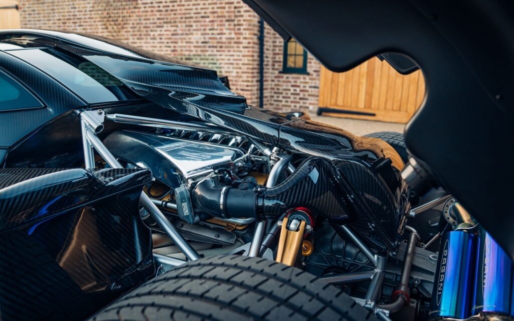 Pagani Zonda 760 ‘Attack’ for sale - LUSSO