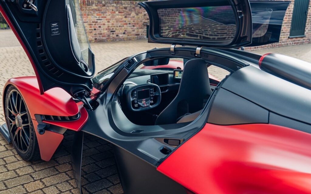 Aston Martin Valkyrie Spider for sale - LUSSO - Luxury car Broker