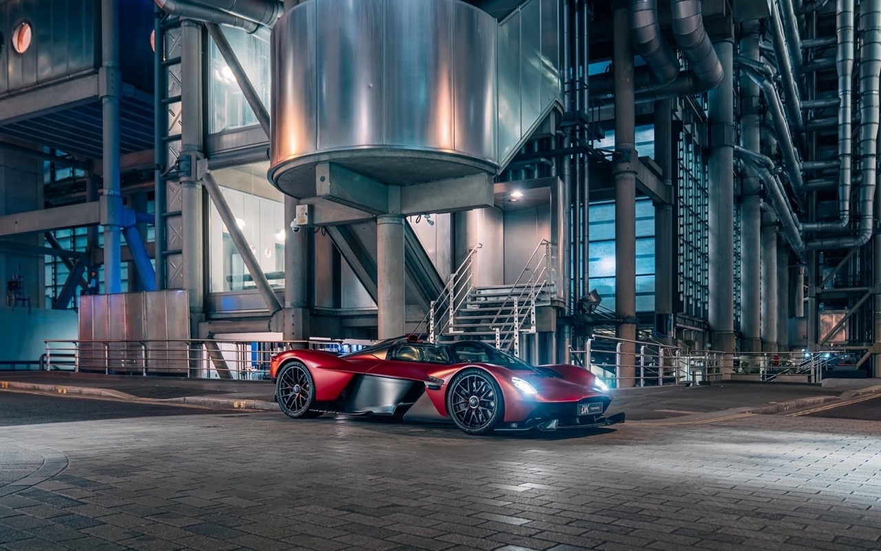 Aston Martin Valkyrie Spider for sale - LUSSO - Luxury car Broker