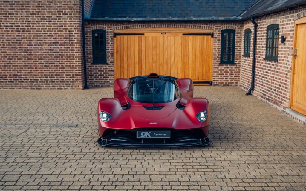 Aston Martin Valkyrie Spider for sale - LUSSO - Luxury car Broker