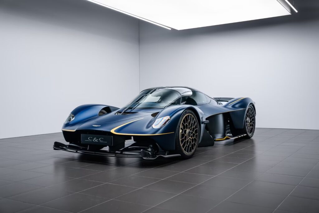Aston Martin Valkyrie 2023 for Sale