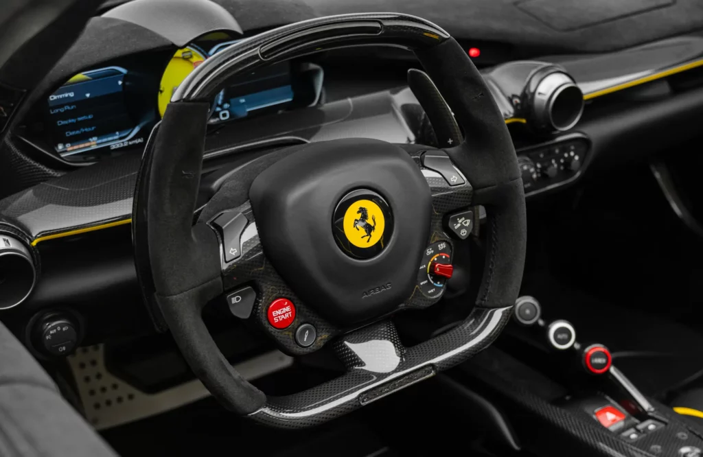 Ferrari LaFerrari Aperta for sale - LUSSO, Luxury car broker